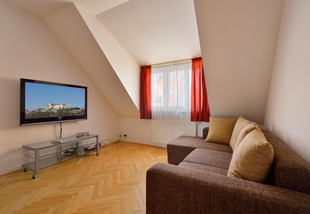 Ambiente Serviced Apartments - Tallerova 布拉迪斯拉发 客房 照片